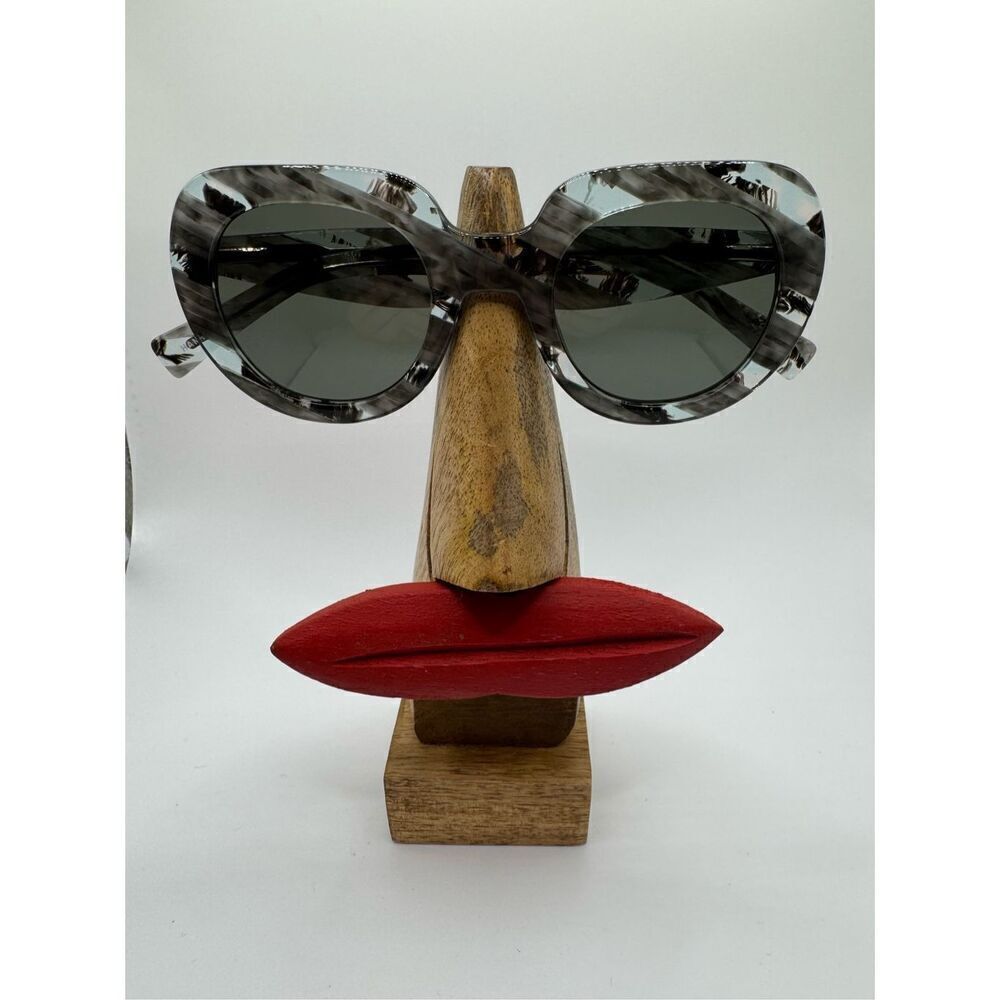 eyebobs Found Her gray/ white tinted polarized lenses new without case